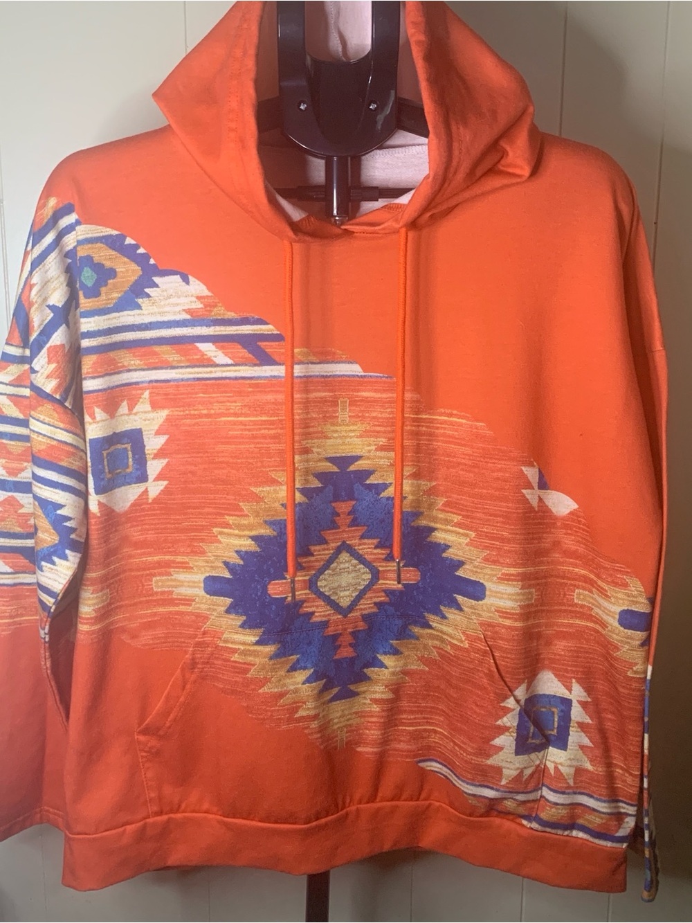 Women’s L Orange Aztec-Print Hoodie Sweater